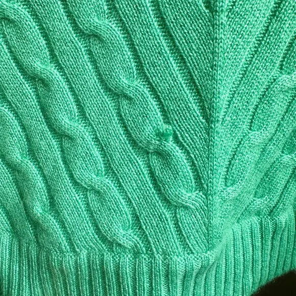 Ralph Lauren Black Label Women’s V-Neck Cashmere Sweater - Picture 4 of 6